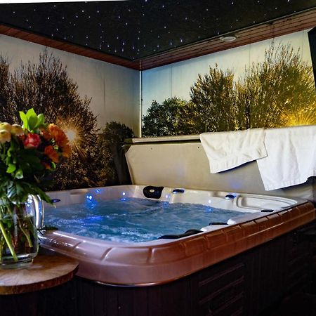 Drents Genieten - Dopheide Met Prive Jacuzzi En Sauna Erm Extérieur photo